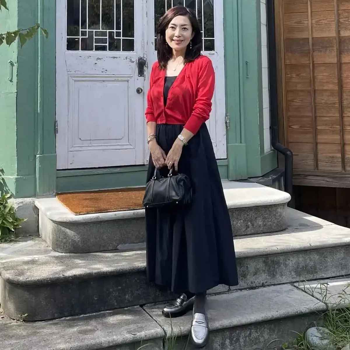 【50代カーディガンコーデ5選】きちんと感もあって気軽に着られる！秋に活用したい一着