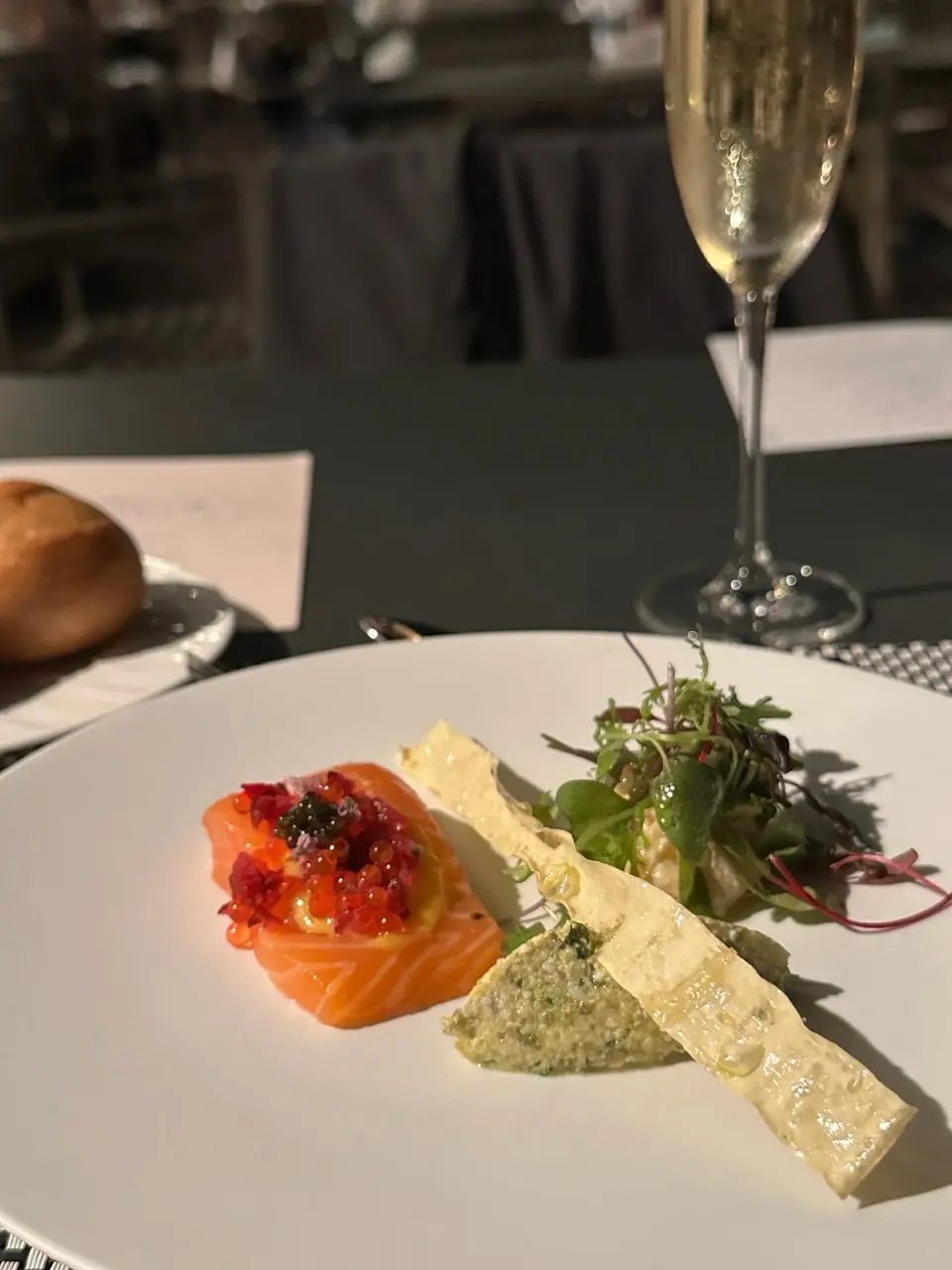 ホワイトワンピースで行く、京都鴨川納涼床の画像_7