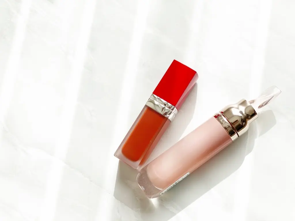 アラフィーの「顔」と「服」が映える！ひとの画像_7