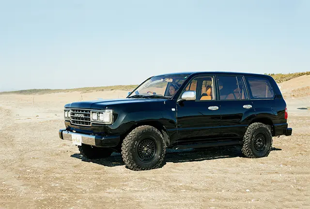 2001年製100系の車体を、60（ロクマル）仕様に作り変えた通称106モデル