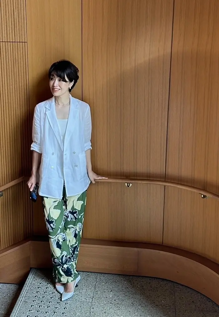 バースデーランチにはモダンなLOUNGEの画像_4