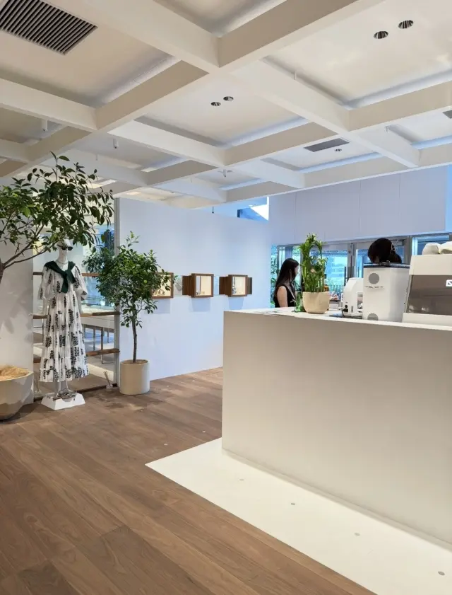 グラングリーン大阪のセレクトショップとうの画像_3