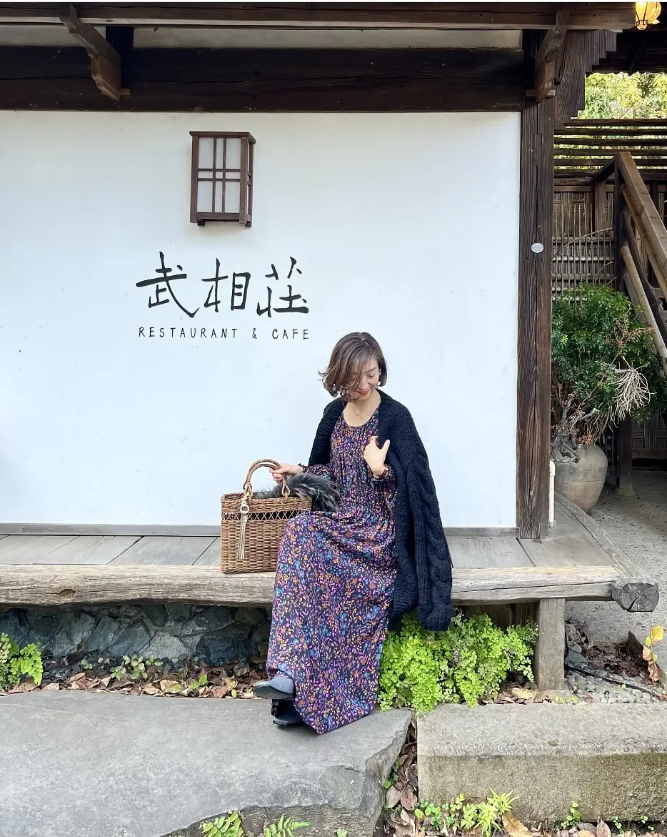 コスモス柄ワンピースで「武相荘」への画像_1