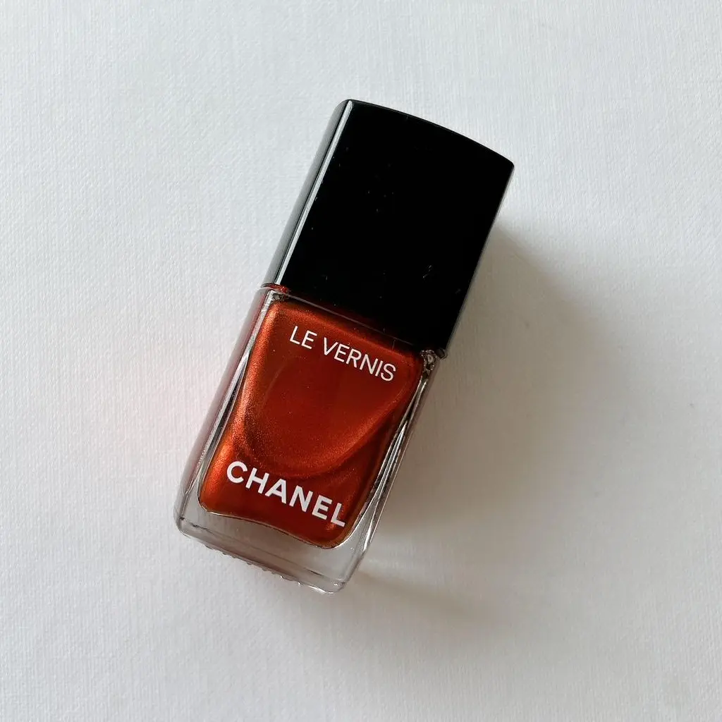シャネル　クリスマスコフレ　ヴェルニ 369（数量限定色）￥4,840