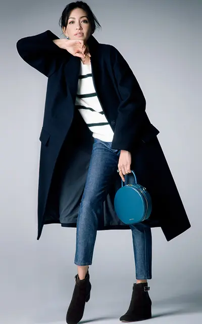 丸めのトゥのショートブーツ