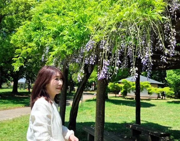 今が見ごろのバラ園と｢孤独のグルメ｣で人の画像_8