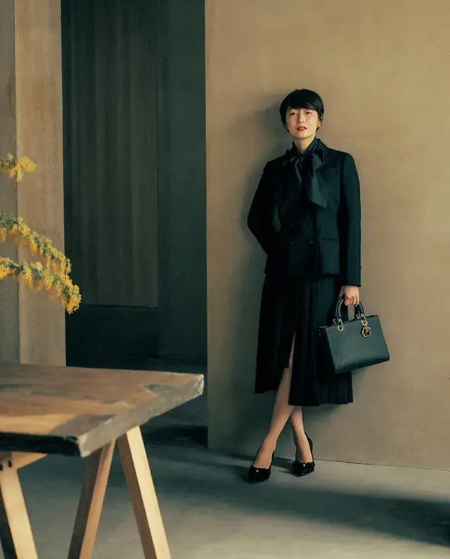 圧倒的なオーラを放つ黒のタイムレスピース