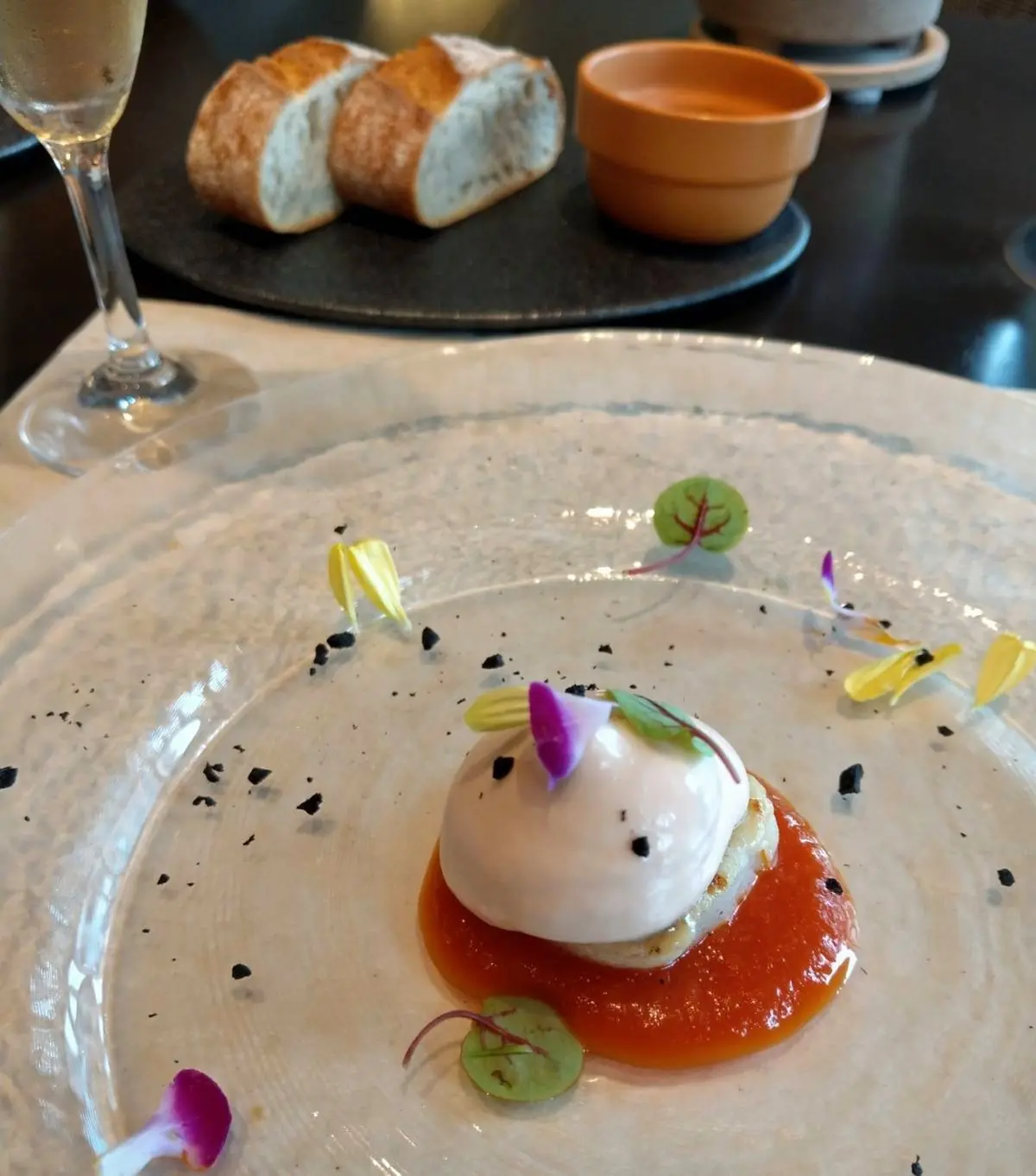 ホタテのグリエとサーモンのエスプーマ