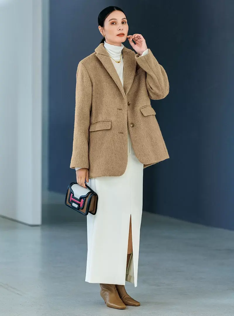  E by éclat（イーバイエクラ） 軽量コートジャケット ￥35,200