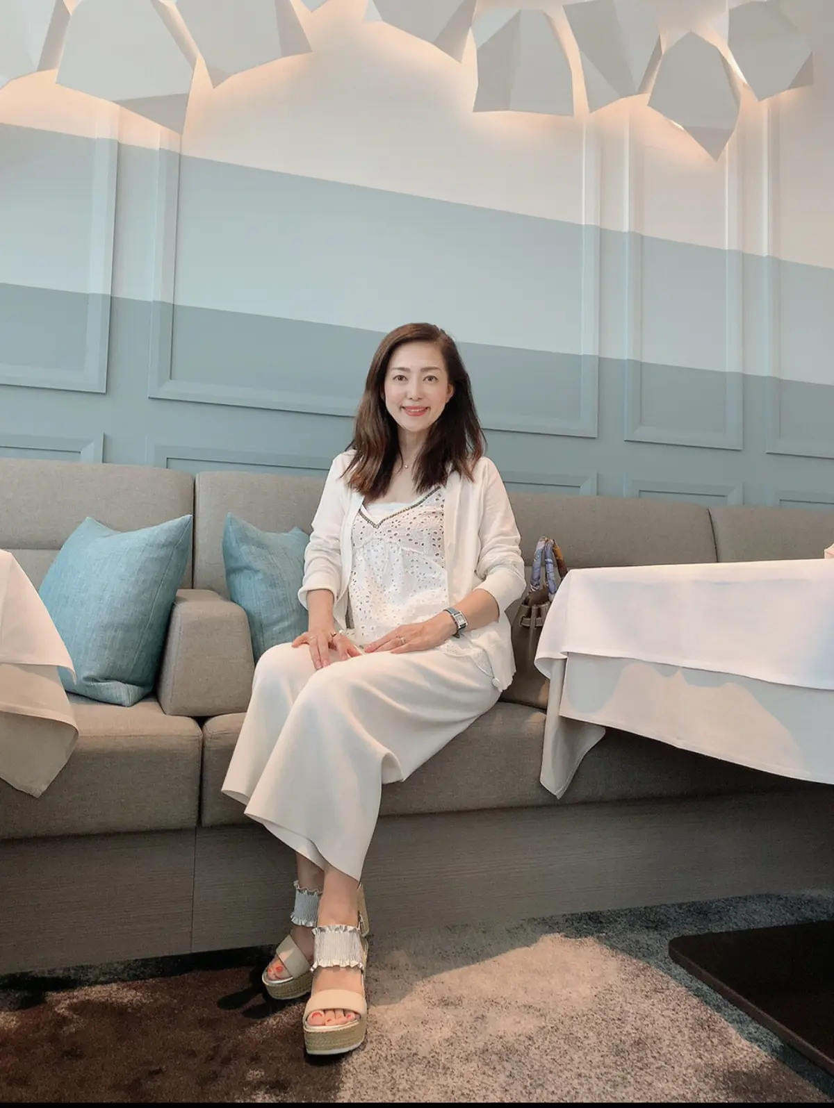 cosのワイドパンツコーデ