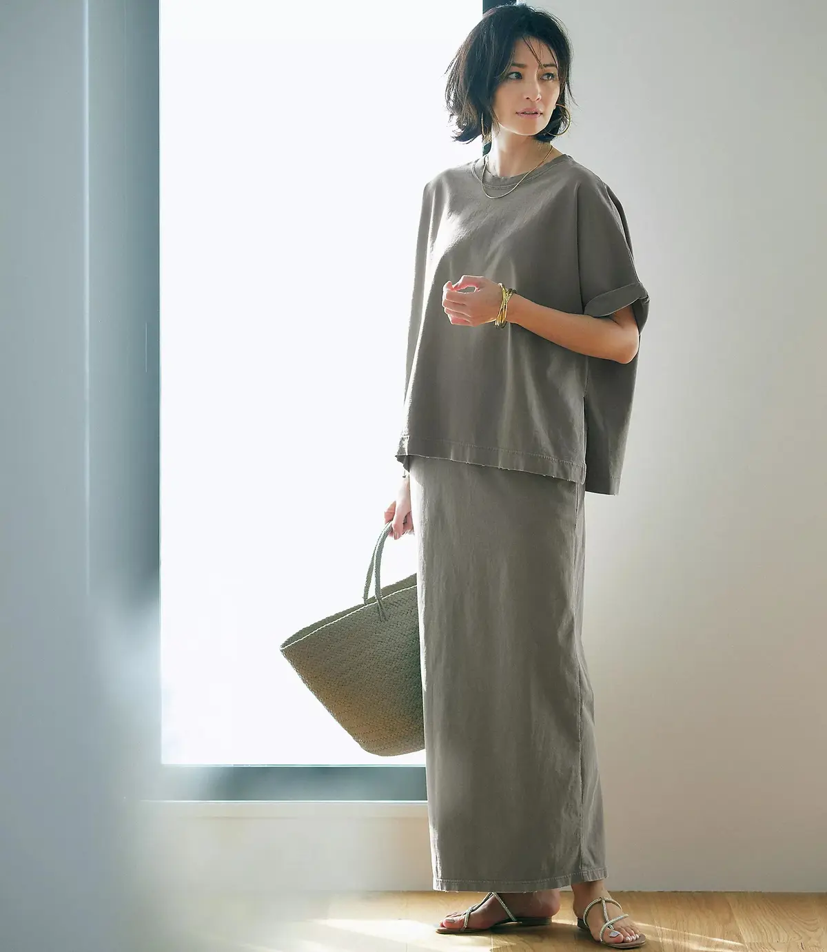 徳原文子×R JUBILEE オーバーサイズTシャツ、カットソーIラインスカート