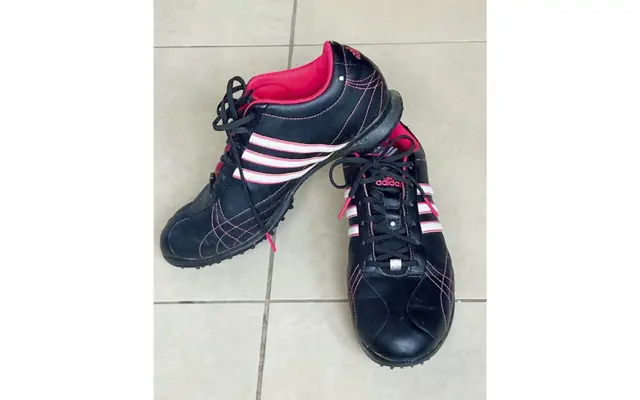 もう7年も愛用している『アディダス』のシューズ