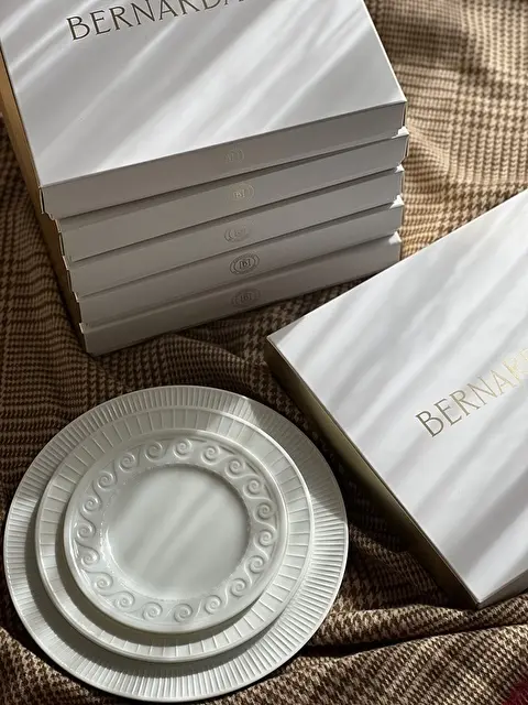 ベルナルドのお皿と箱たち