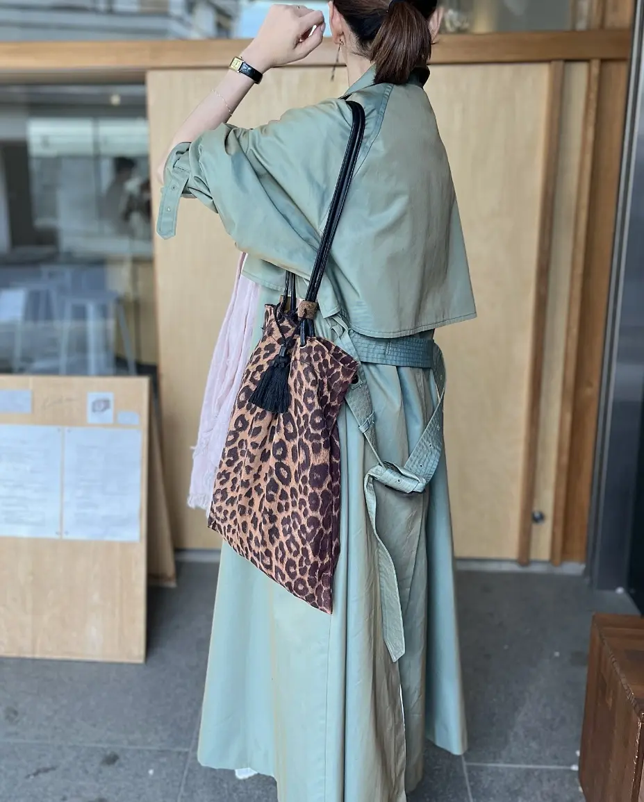 レースワンピースで日本民藝館の画像_11