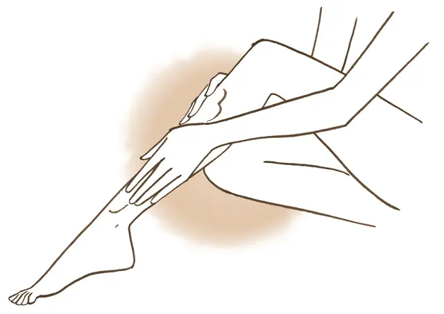 《Step 1》ボディクリームで 保湿＆マッサージ