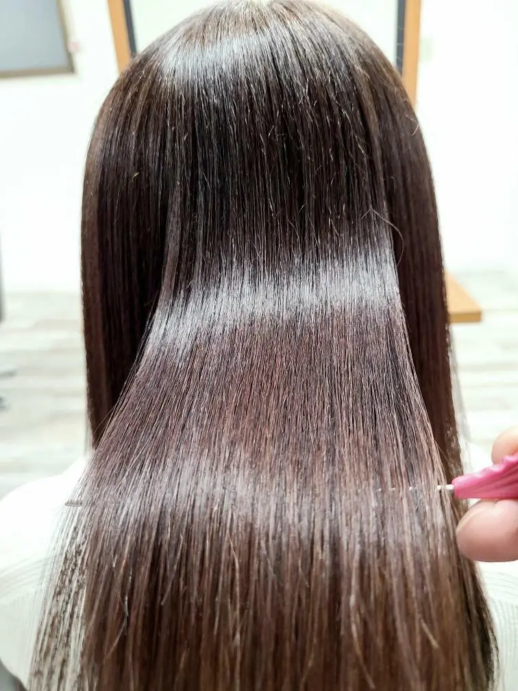 縮毛矯正でこんなにサラつやストレートに！