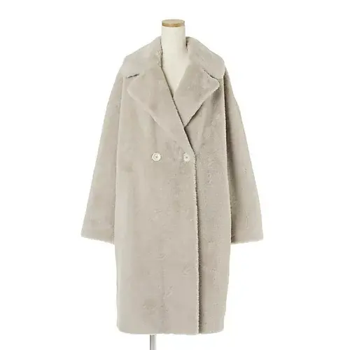 品よく暖かい洗練の一着「HERNO」のエの画像_2