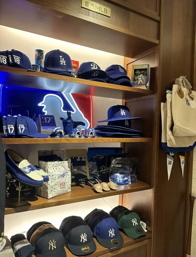 毎日が楽しくなるユニークな雑貨屋さんへ。の画像_5