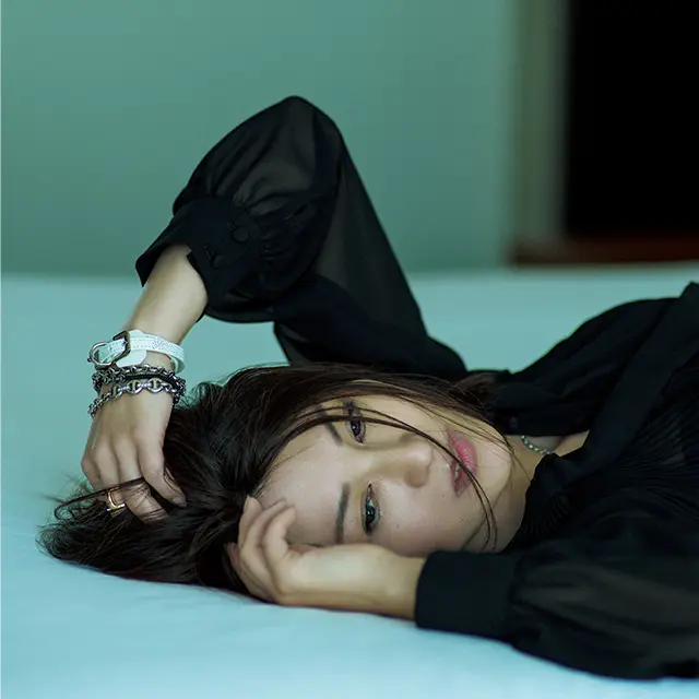 Black Feminine × Silver Bracelet