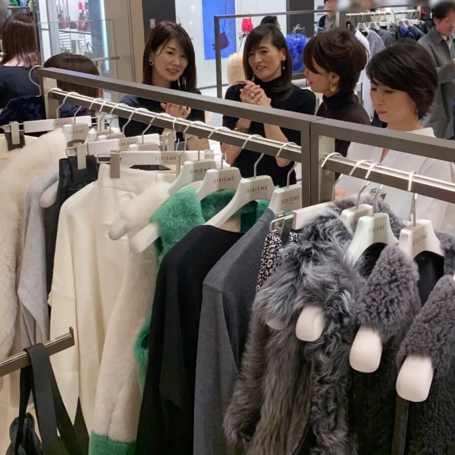 カール ドノヒュー × エクラ のイベンの画像_2