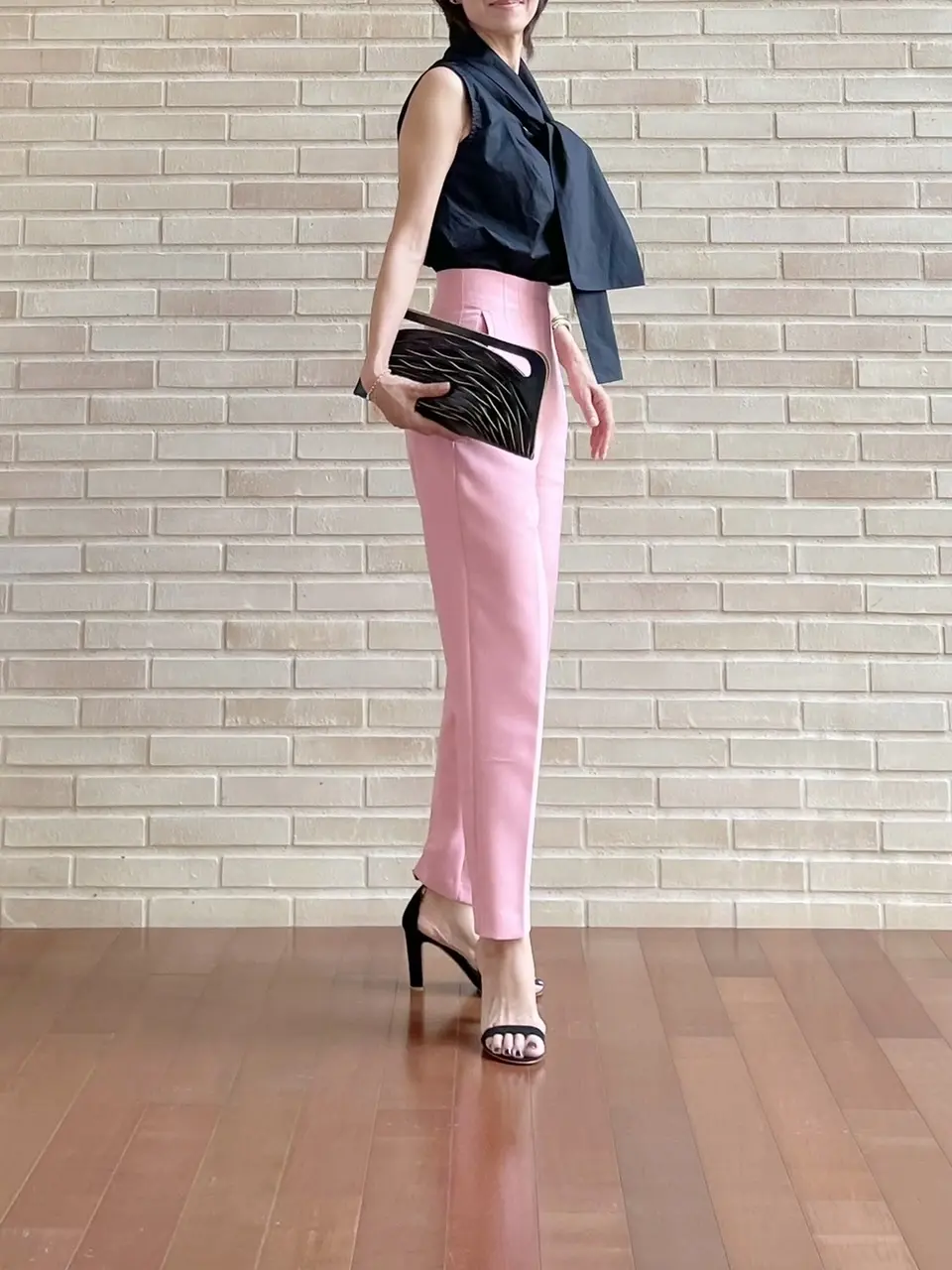 優しいピンクに黒を効かせて♡ピリッと甘辛の画像_3