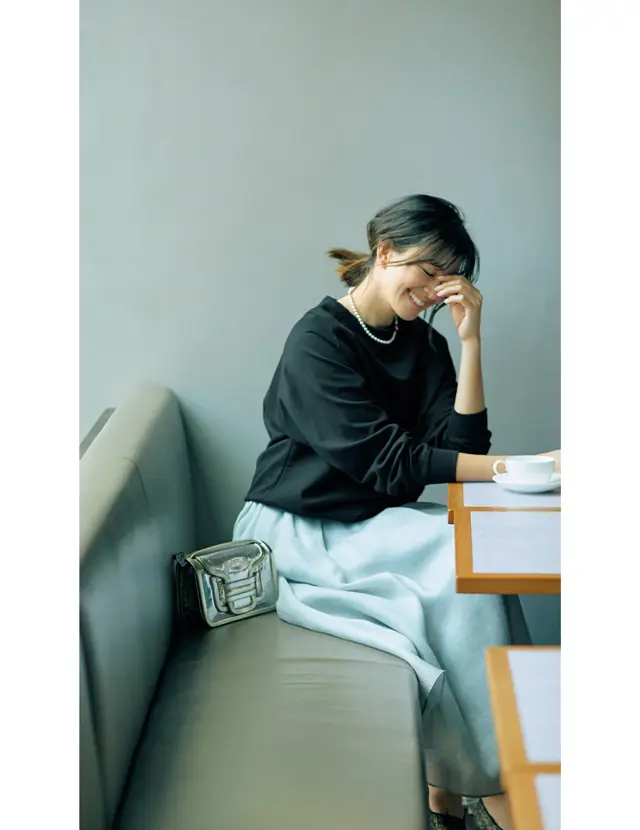 【50代着回しコーデ】季節を選ばない「オールシーズン使える服」が大活躍！