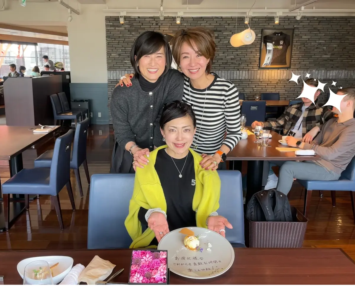 ブラック✖️イエローコーデで東京タワーをの画像_3