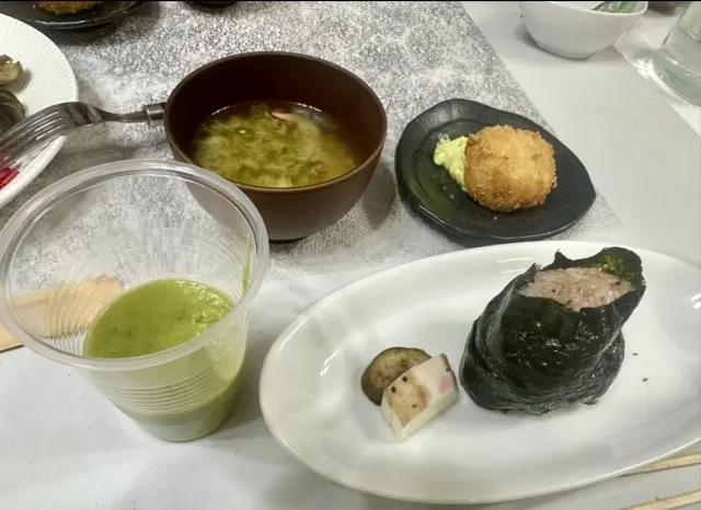 大好きなみなさんに囲まれてしあわせなひとの画像_4