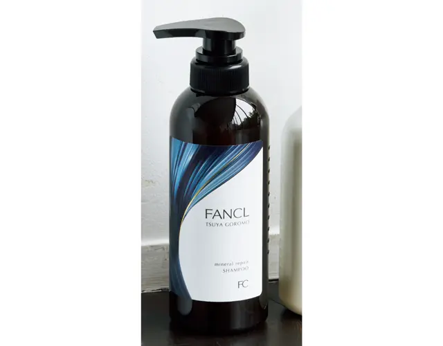 ツヤゴロモ ミネラルリペアシャンプー 350ml ￥2,750／ファンケル
