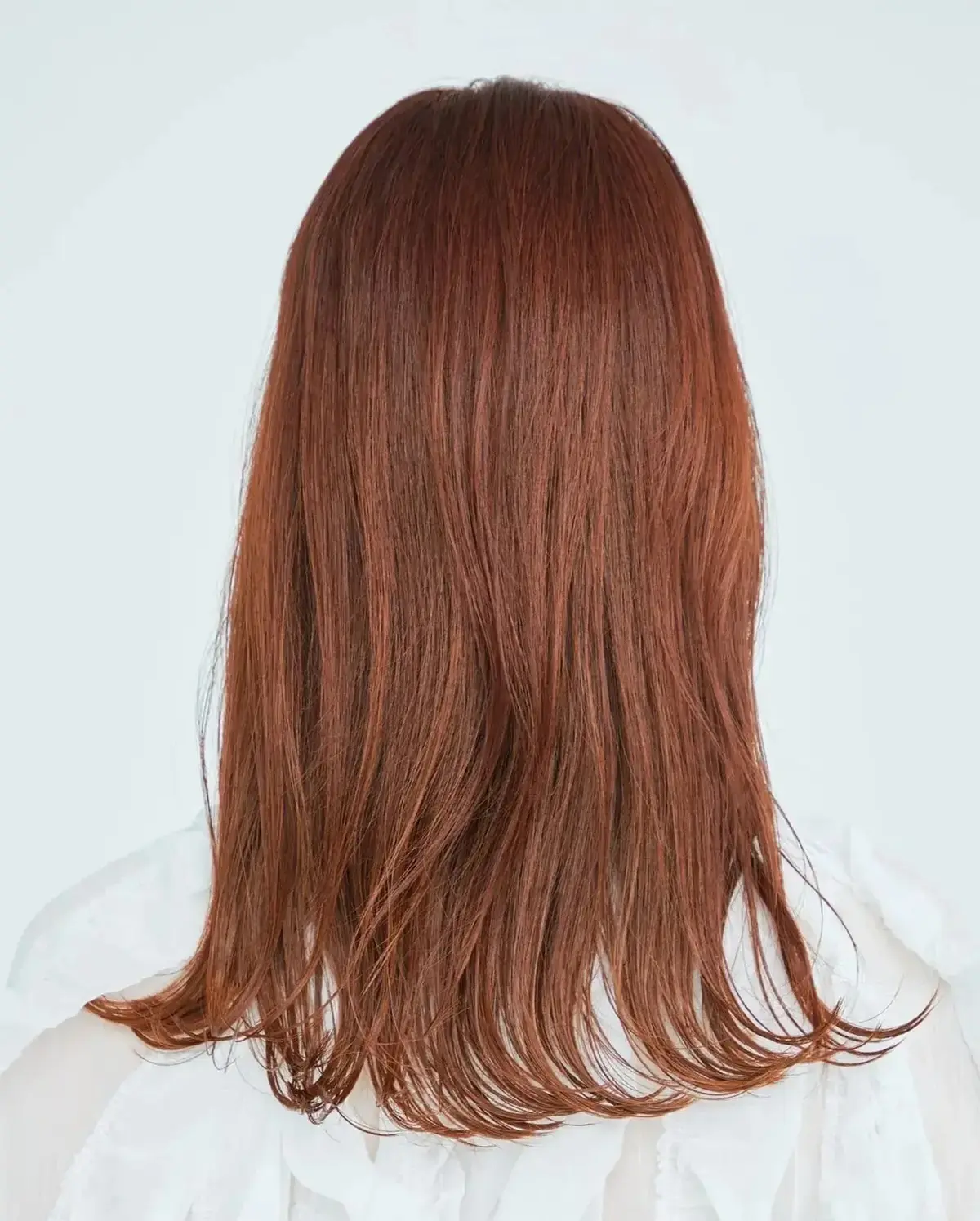 ぺたんとしやすいロングはワザあり前髪でふんわり