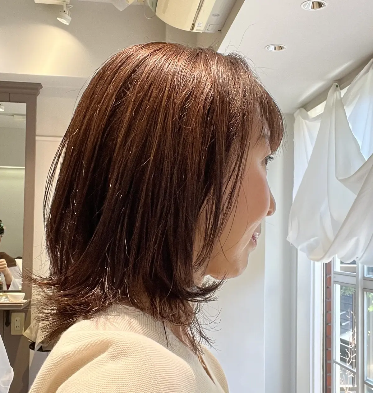 ヘアカット　サイドから