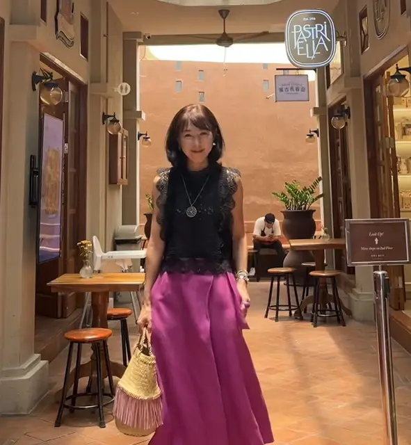 ブラックと紫コーデ