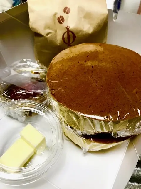 イワタコーヒー店のホットケーキ テイクアウト