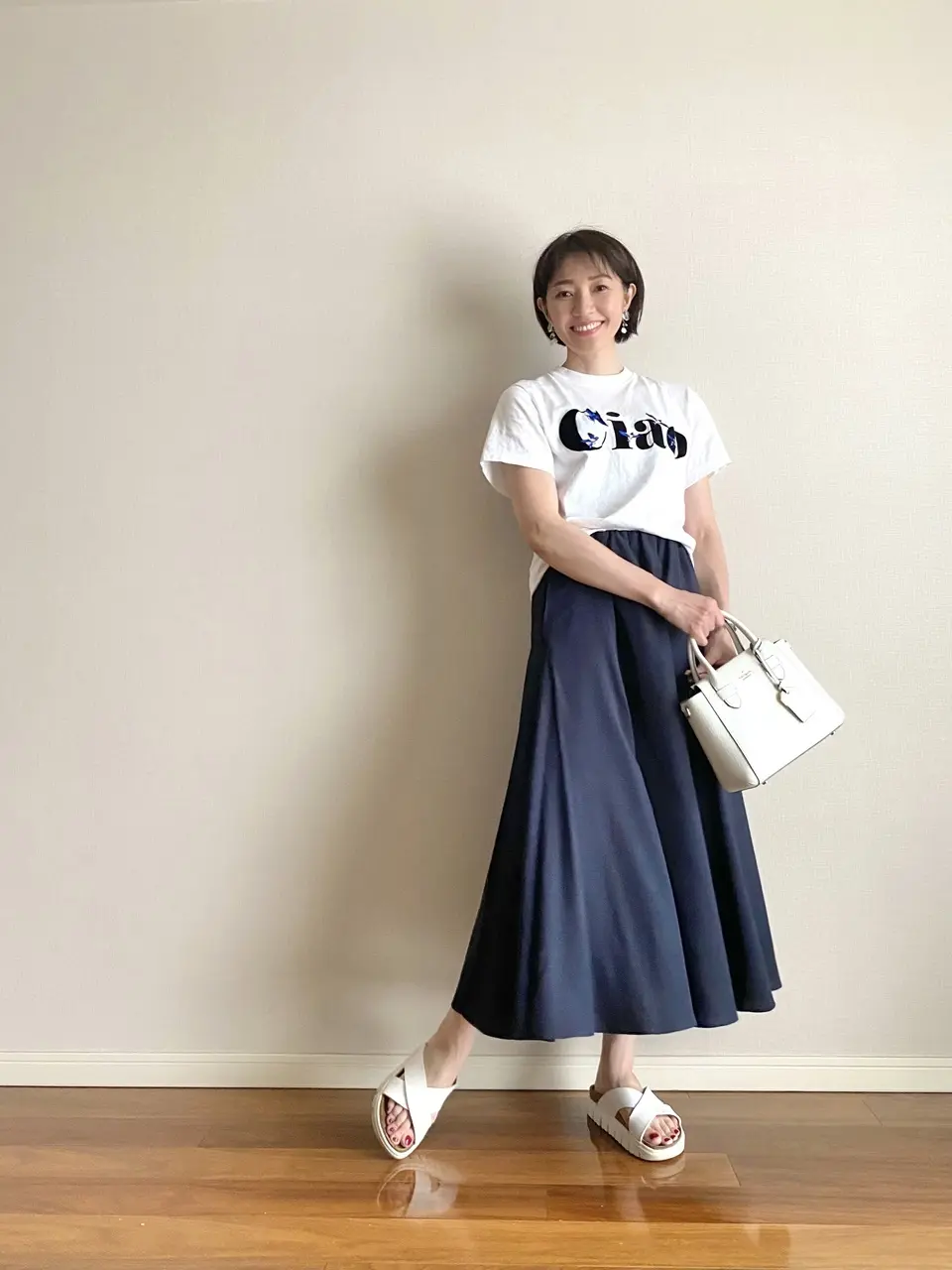 Mjewelのシェルピアスのコーデ