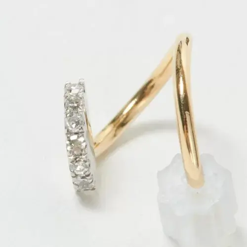 MARIA BLACK ダイヤモンドツイストピアス（片耳用） ￥36,300