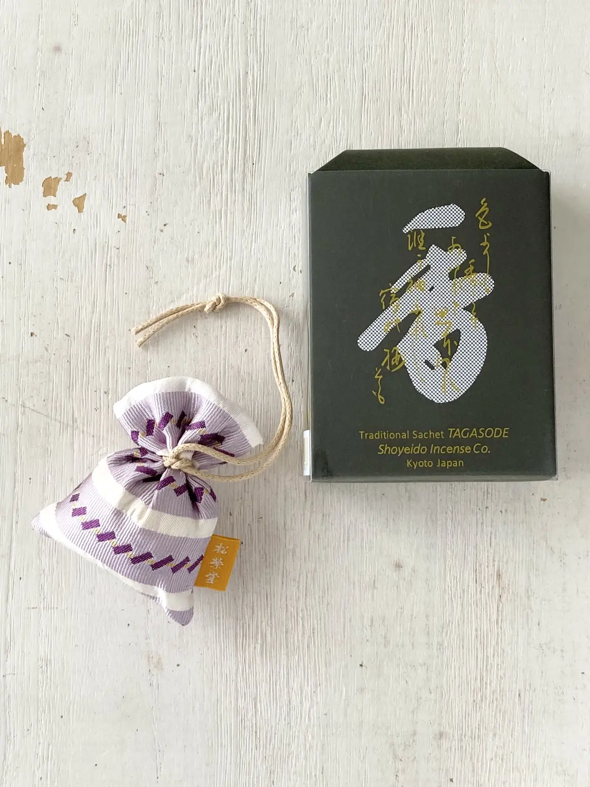 éclat エクラ　Jマダム　ブログ　北海道　札幌　トモコ　知子　お香 クユ kuyu 松栄堂　すすきの　アロマ