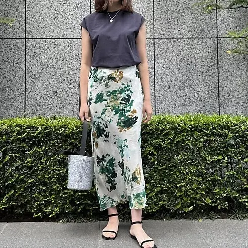 【50代 ファッション】気温35度に何をの画像_9