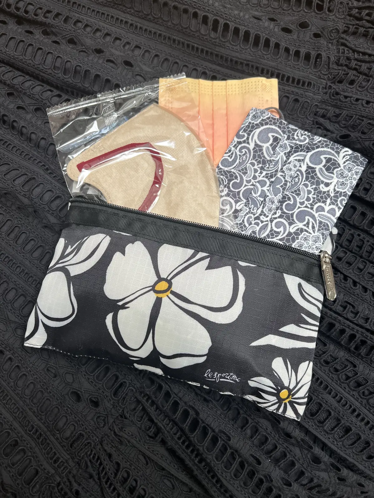 【エクラ4月号付録】レスポートサック × エクラ「大人の花柄ポーチ」