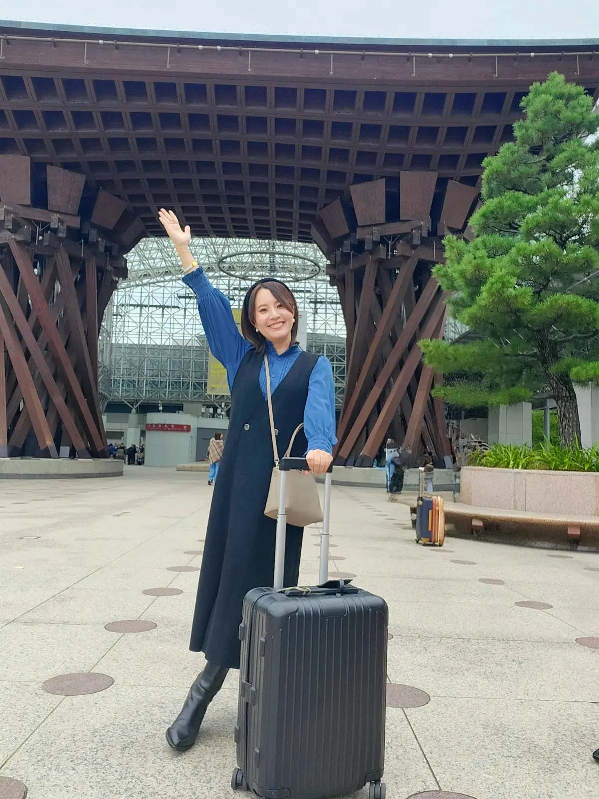 女子旅、金沢、金沢旅行、秋の金沢、40代ファッション、旅コーデ、加賀料理、21世紀美術館、御朱印　神社、金沢カフェ、茶屋街