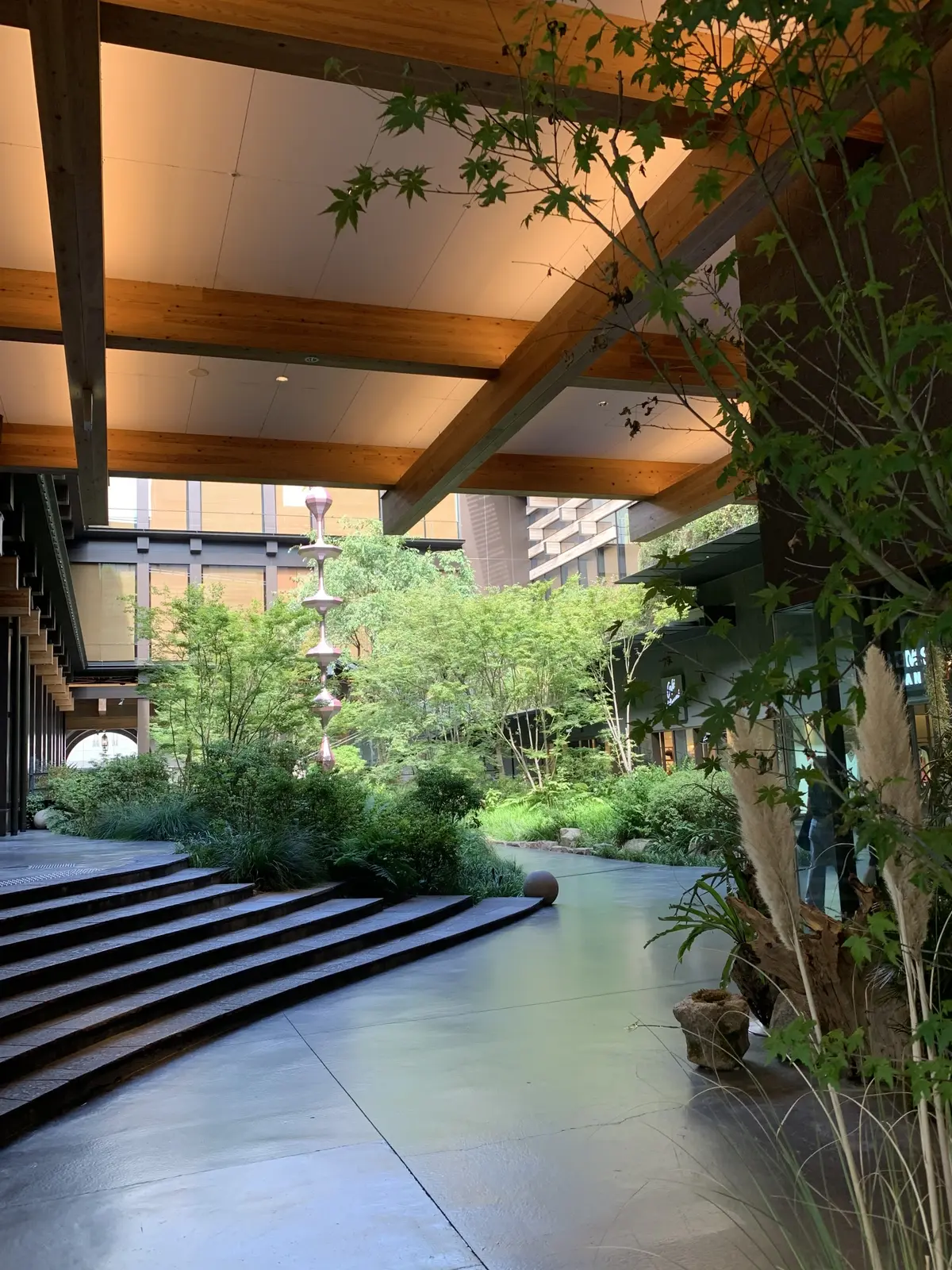 新風館　隈研吾　エースホテル京都