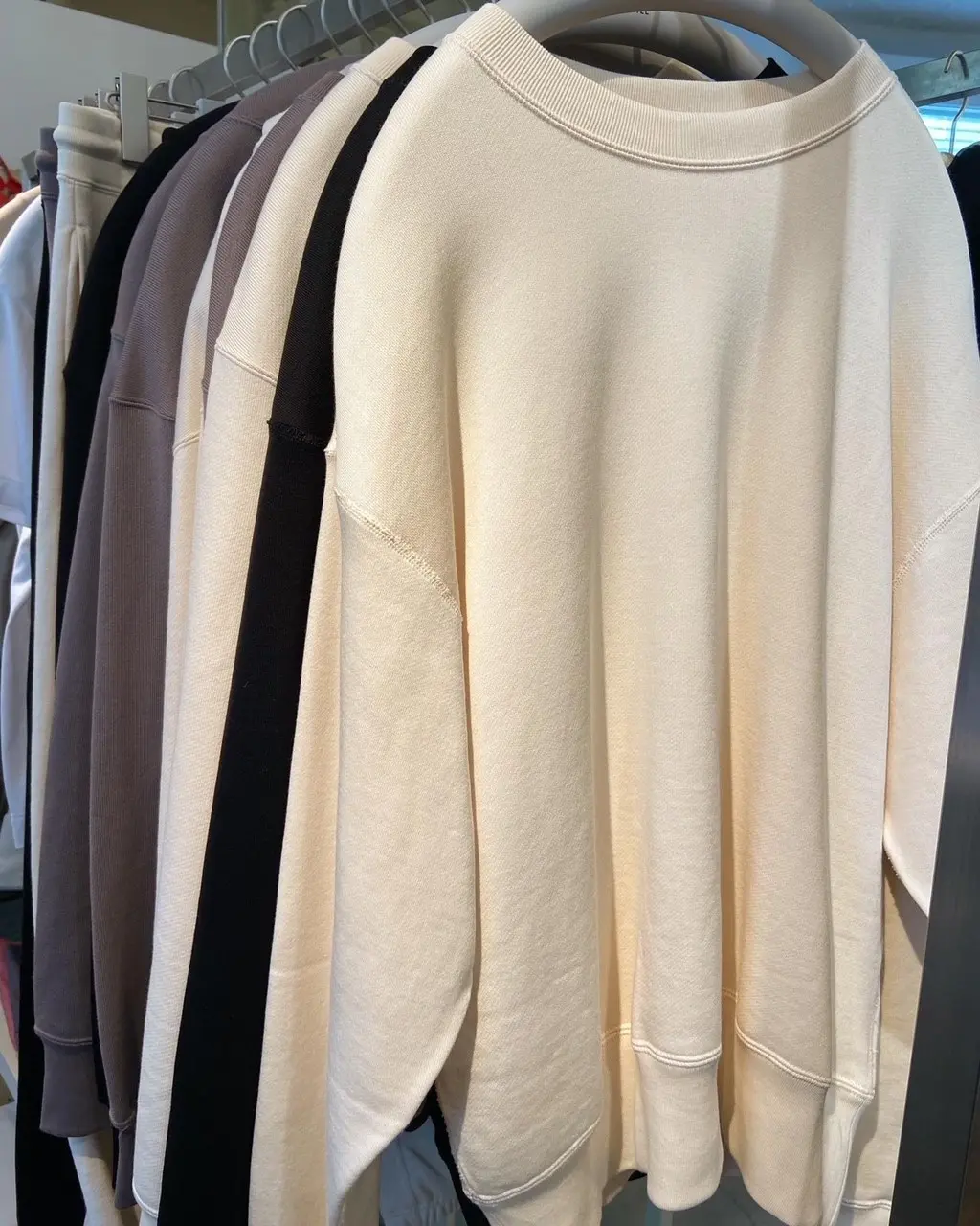 着心地のよさとシンプルなデザインが50代の画像_3