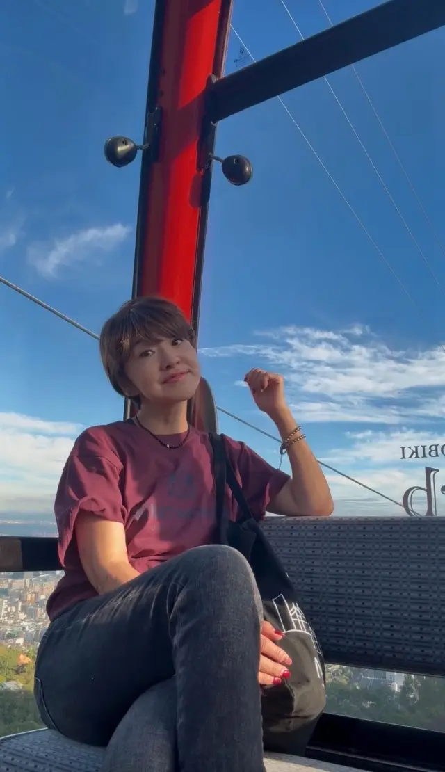 R13のブラックデニムで大人カジュアルコの画像_2