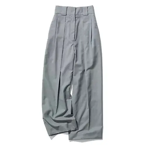 【50代 週末コーデ】優雅さと快適さを両の画像_4