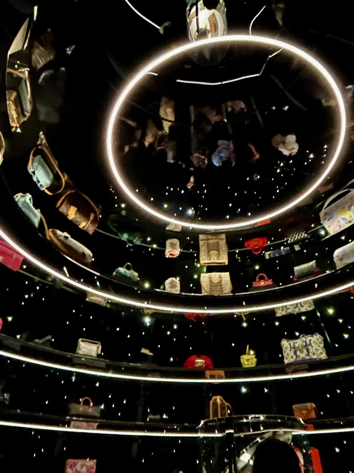 ルイ・ヴィトン「ビジョナリー・ジャーニーの画像_18