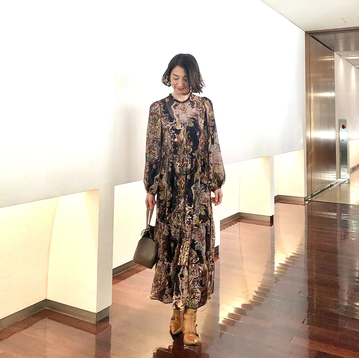 ZARA個性柄ワンピで、丸の内フレンチ。の画像_6