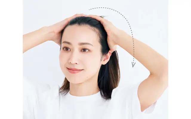 《3》髪の表面は手に残った量をなじませる