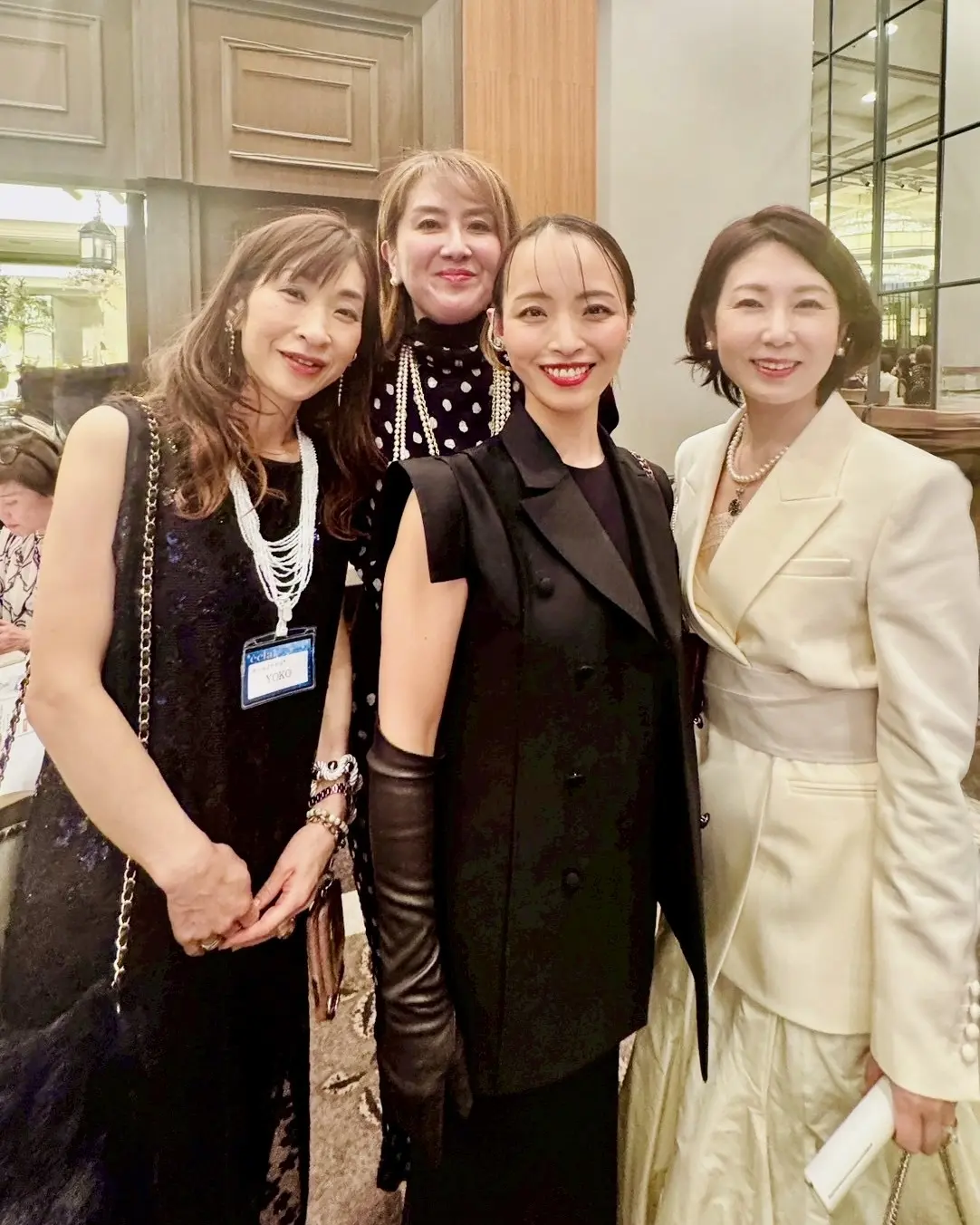 スパンコールのブラックコーデで【ソワレ・の画像_4