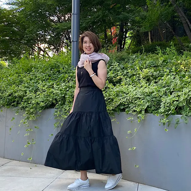 ブラックコーデで美術館への画像_9