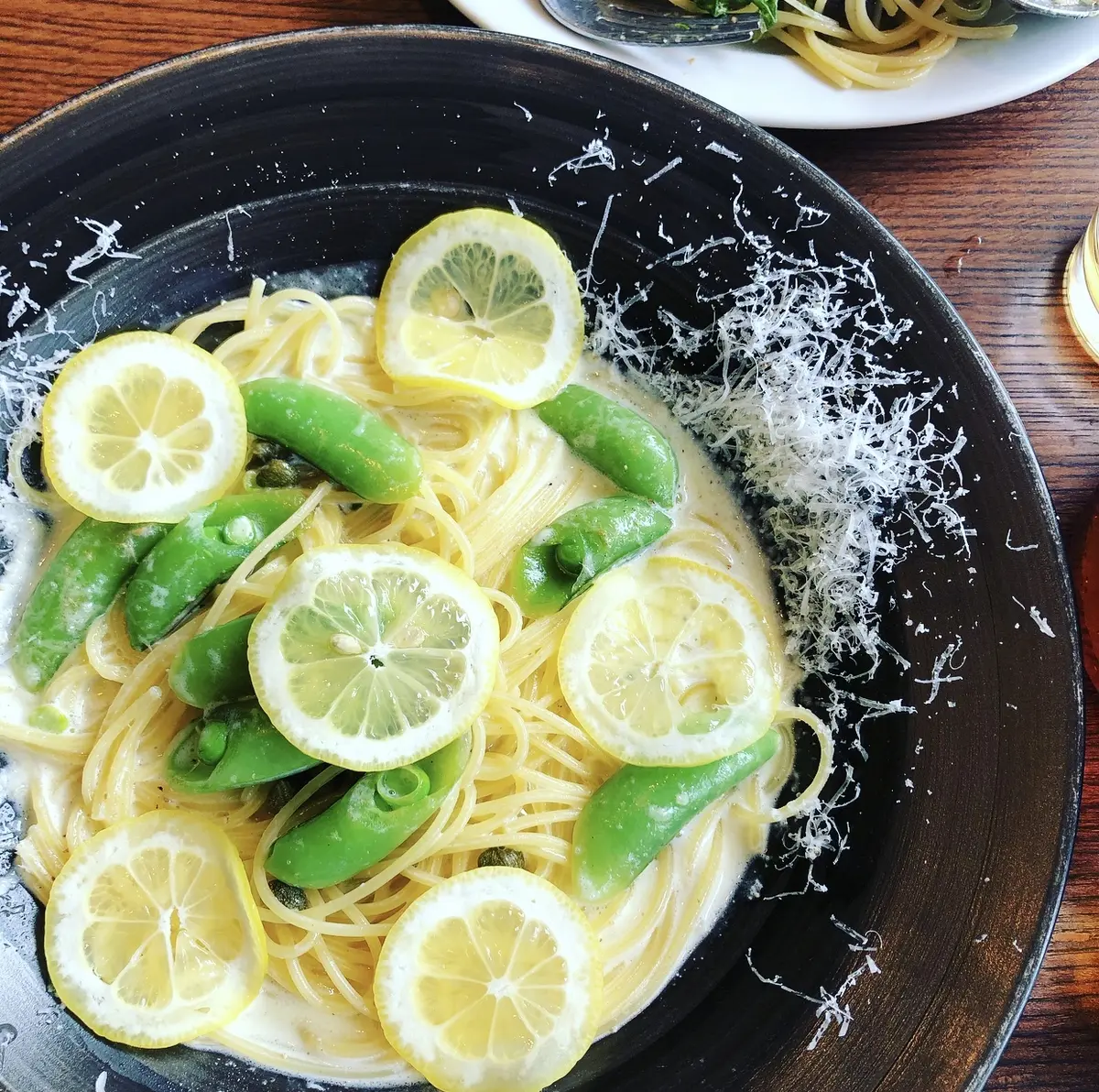赤いフリンジbagで、サントリー美術館への画像_5