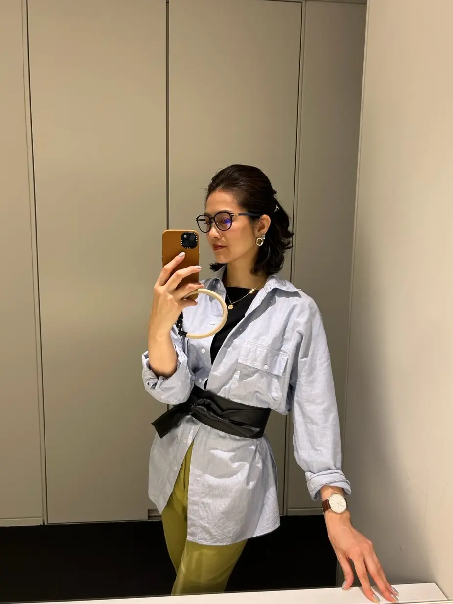 ZARAの青シャツで大人なシャレ見えコーの画像_2